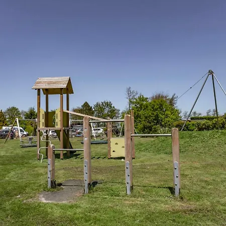 Semesterbostad Recreatiepark De Wielen Sint Maarten