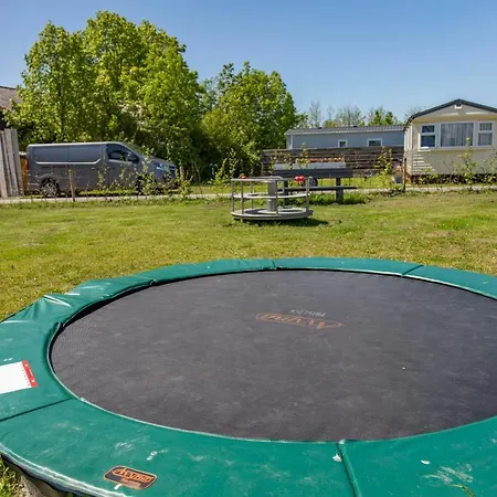 Semesterbostad Recreatiepark De Wielen *