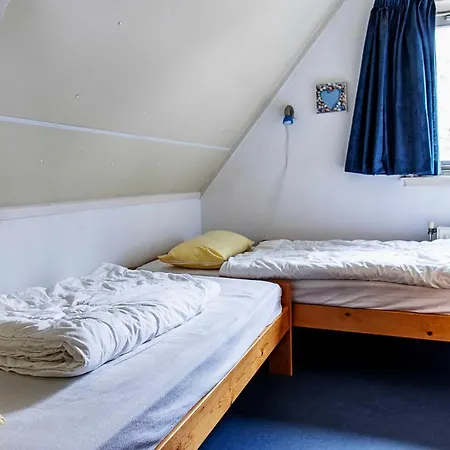 Recreatiepark De Wielen Semesterbostad *